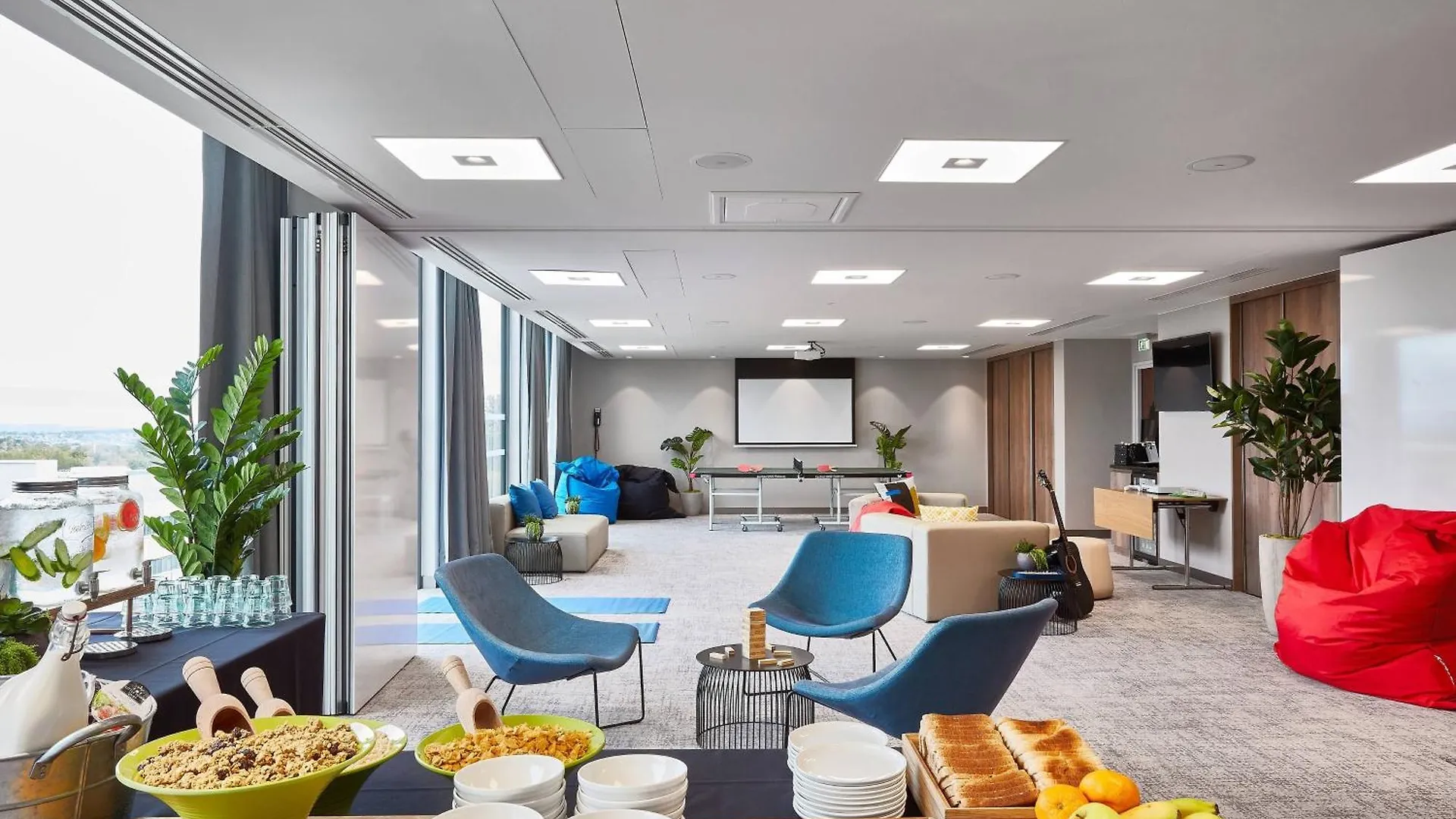 Courtyard By Marriott Edinburgh West Hotel Storbritannien