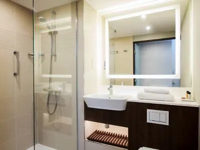 Courtyard By Marriott Edinburgh West Hotel