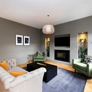 Apartment Joivy Luxury On George Street, Edinburgh