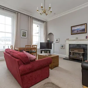 Apartment Altido George Square - Heart Of Old Town/university, Edinburgh