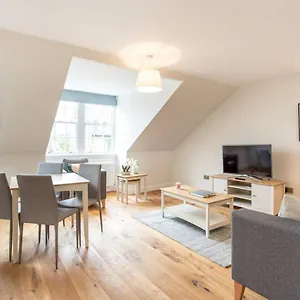 Apartment Altido Quiet Centre Spacious, Edinburgh