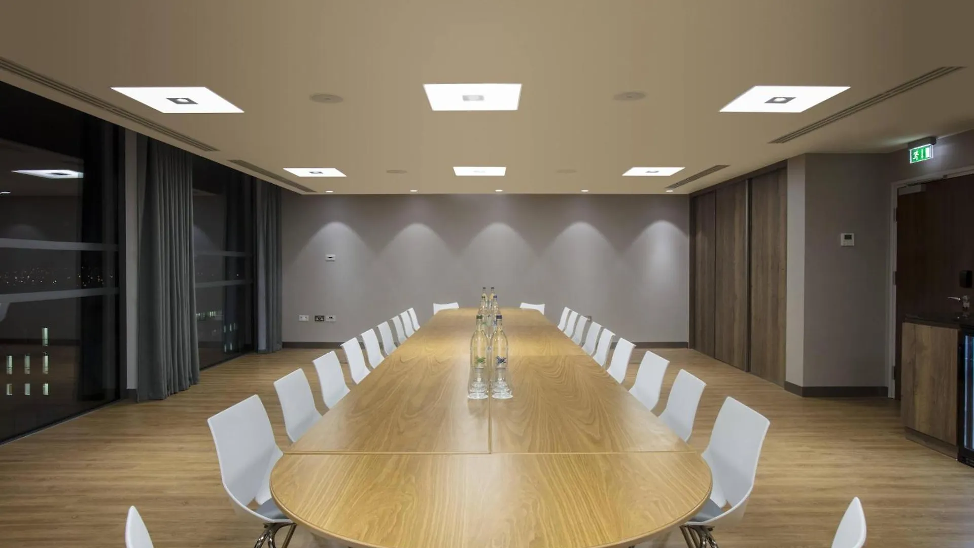 Hotel Courtyard By Marriott Edinburgh West Regno Unito