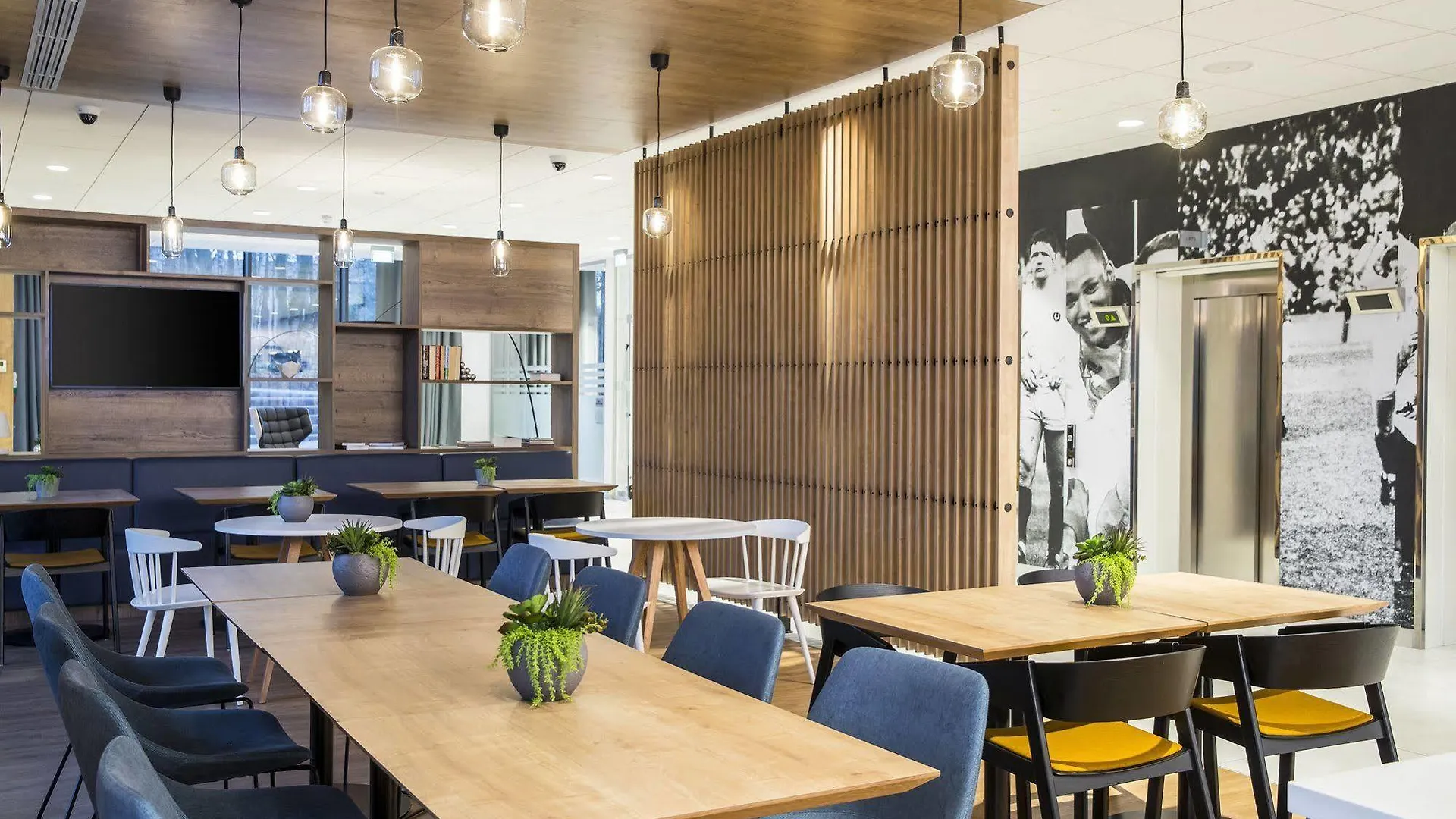 Hotel Courtyard By Marriott Edinburgh West